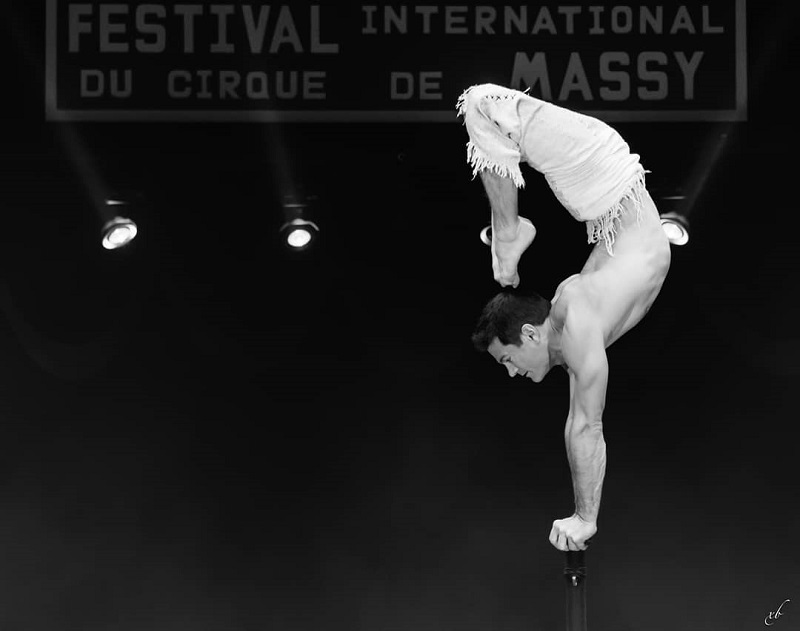 Xavier Bouyer a enthousiasmé le public du Festival International de Cirque de Massy